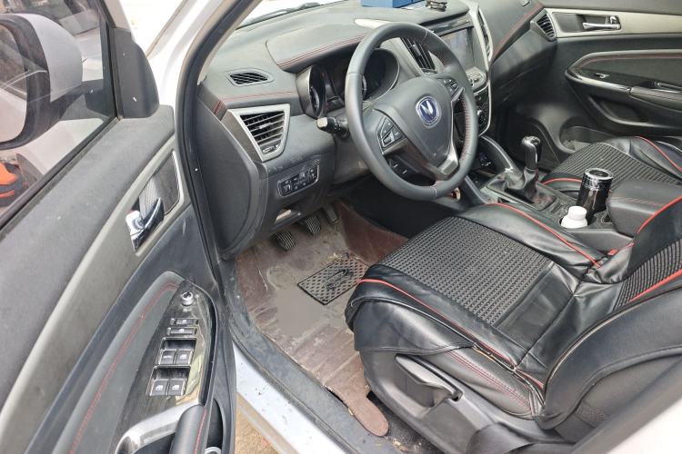 Used Changan CS75 2017 Shangku Edition 1.5T Manual ZhiXiang Model
