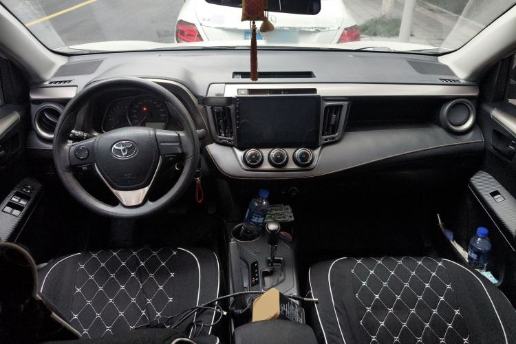 Used Toyota RAV4 2015 2.0L CVT Two-Wheel Drive Urban Edition