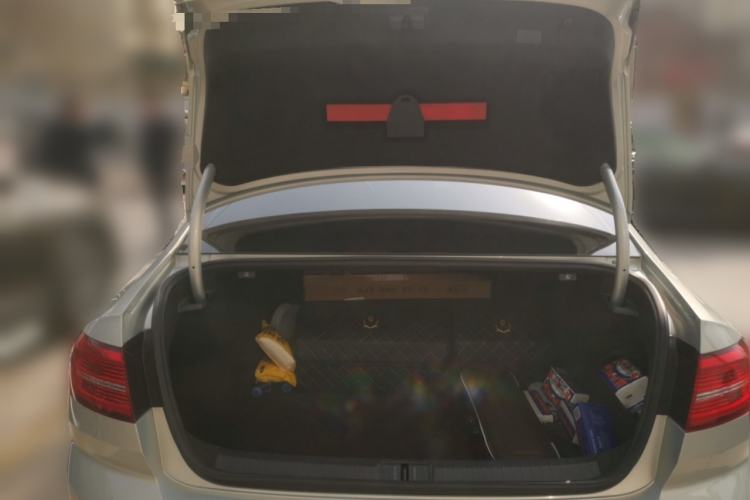 Used Volkswagen Magotan 2018 330TSI DSG Luxury Model Trunk