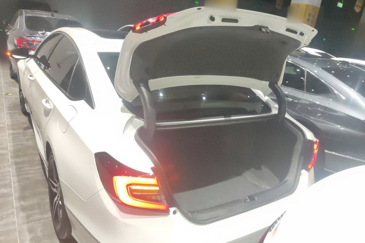 Used Honda Accord 2022 260TURBO Phantom Night · Prestige Edition Trunk