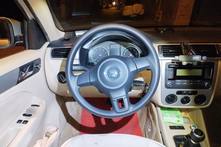 Used Volkswagen Bora 2011 1.6L Manual Fashion Edition
