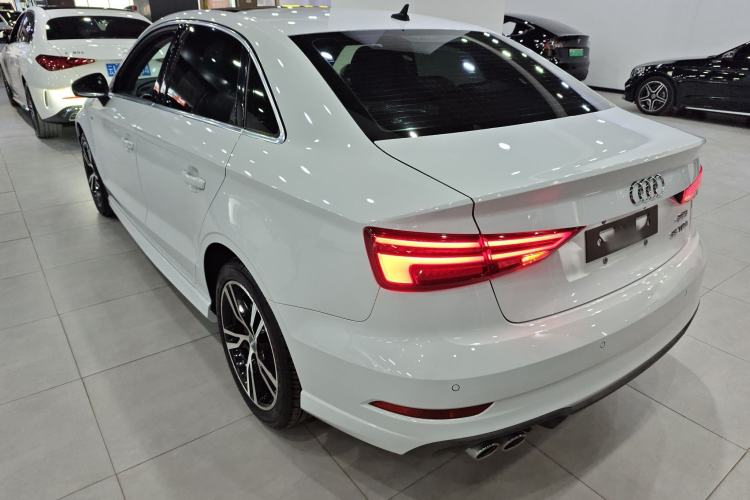 Used Audi A3 2020 Limousine 35 TFSI Fashion Edition China VI Emission Standard