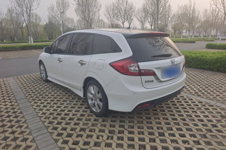 Used Honda Jade 2014 1.8L Automatic Comfort Elite Version 5 Seats
