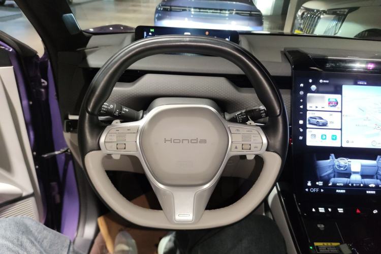 Used Honda P7 2025 Four-Wheel Drive Long-Range Max Steering Wheel