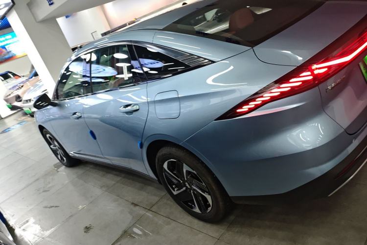 Used Geely Galaxy L6 2025 EM-i 140km Starship Edition