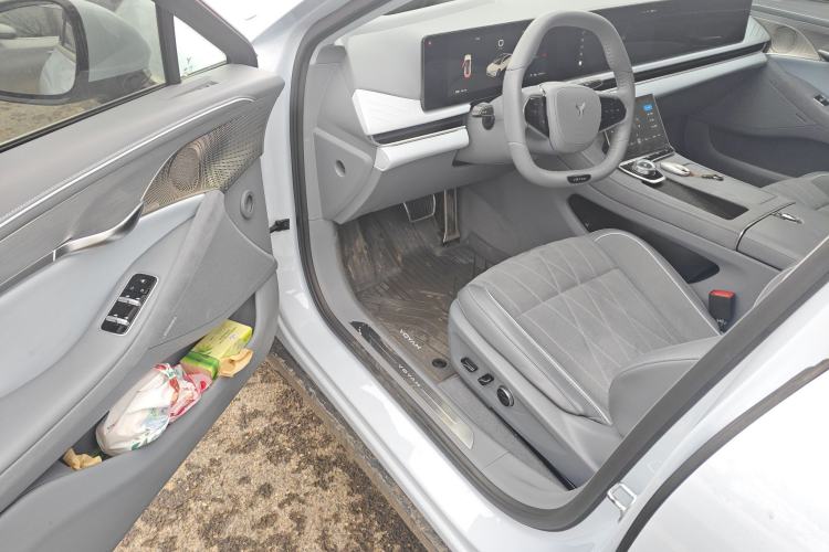 Used VOYAH PASSION 2023 Four-Wheel Drive Standard Edition Driver Seat