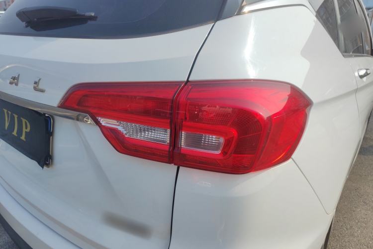 Used Haval M6 2018 Revised Version 1.5T DCT Two-Wheel Drive Elite Edition