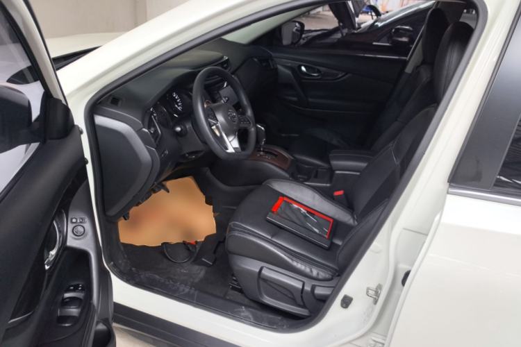 Used Nissan X-Trail 2017 2.0L CVT Comfort Edition 2WD Driver Seat