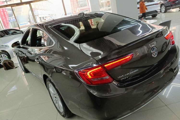 Used Buick LaCrosse 2018 20T Luxury Model
