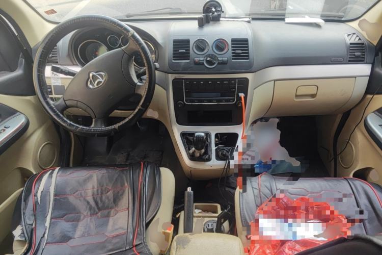 Used CHANGAN KAICHENG Ruixing M90 2017 2.0L Value Edition 6-Seater Hatchback 4G94S