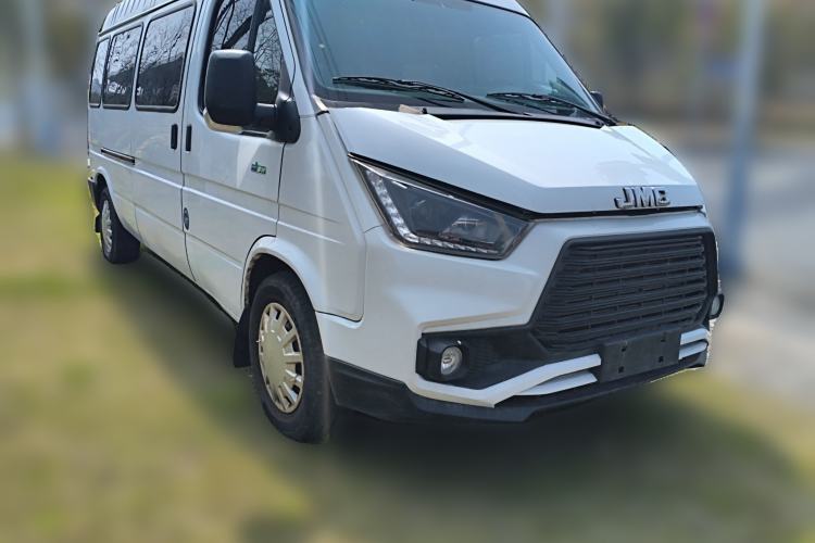 Used JMC Transit 2019 2.8T Commercial Version Long Wheelbase Mid-Roof 6-Seater Rear Single Tire China VI Emission Standard – JX493
