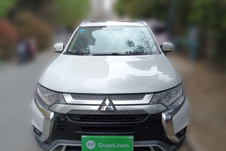 Used Mitsubishi Outlander 2019 2.0L Two-Wheel Drive Comfort Edition 5 Seats China V Standard Front