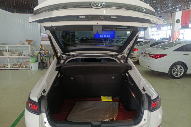 Used Volkswagen Lamando 2022 Lavida L 280TSI DSG Cool & Spicy Edition
