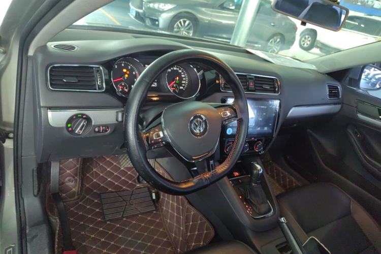 Used Volkswagen Sagitar 2018 280TSI DSG Comfort Model
