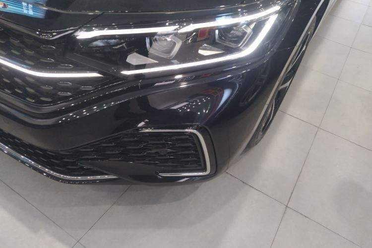 Used Volkswagen Passat 2025 Outstanding Model 380TSI Starry Dragon Glorious Edition