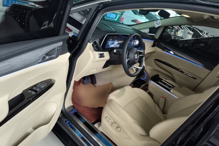 Used Buick GL8 New Energy 2025 Lu Shang Luxury Edition 7-Seater Driver Seat