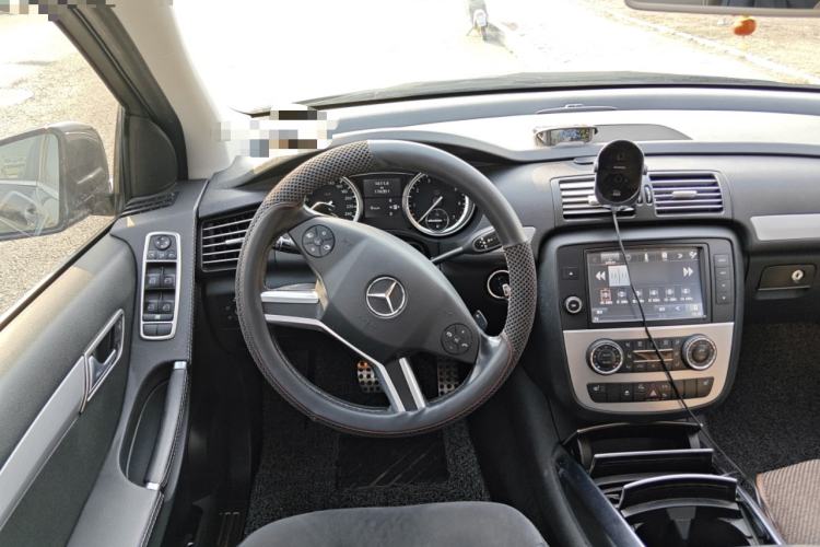 Used Mercedes-Benz R-Class 2014 R 320 4MATIC Business Model
