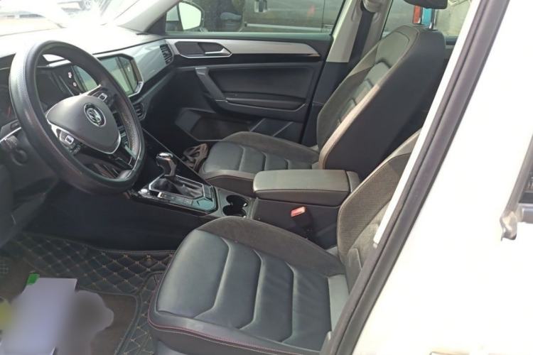 Used Volkswagen Tayron 2019 330TSI Two-Wheel Drive Luxury Model China VI Standard Interior 2