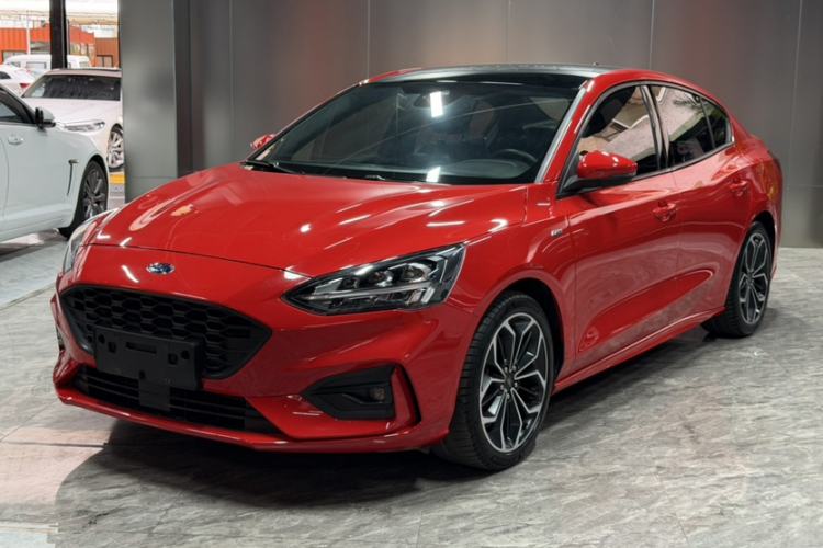 Used Ford Focus 2019 Sedan EcoBoost 180 Automatic ST Line