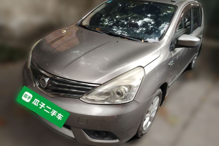 Used Nissan Livina 2013 1.6XL Manual Luxury Edition