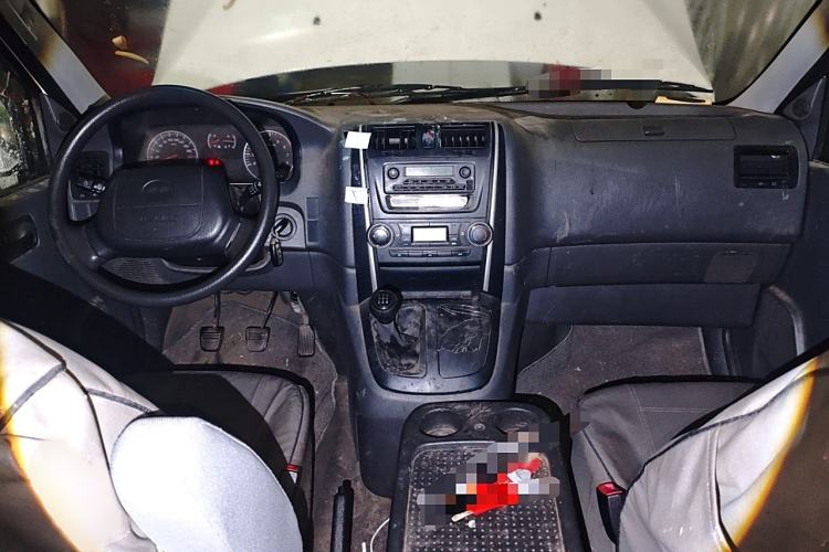 Used Jinbei Express 2017 2.0L Standard Version V19
