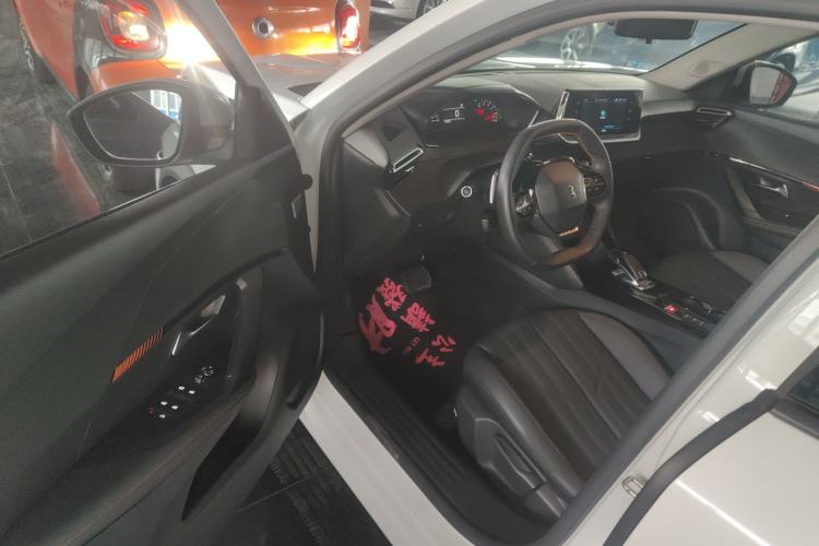 Used Peugeot 2008 2022 230THP THE ONE Driver Seat