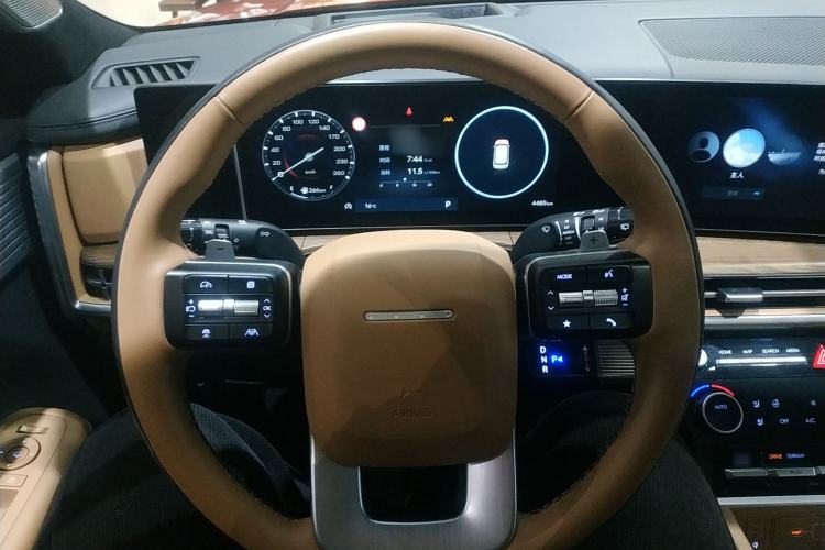 Used Hyundai Santa Fe 2024 2.0T Connoisseur Ultra Steering Wheel