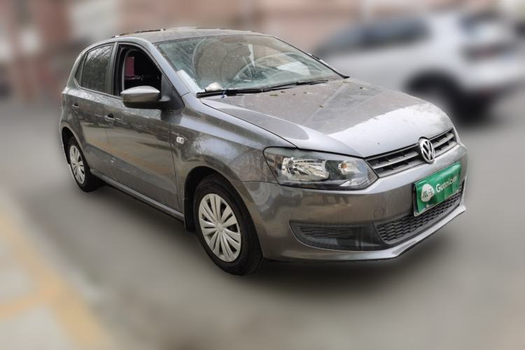Used Volkswagen Polo 2013 1.4L Manual Fashion Edition Front Right 45 Deg