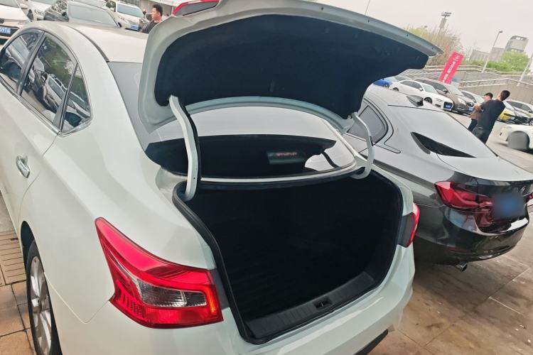 Used Nissan Sylphy 2018 1.6XV CVT Deluxe Edition Trunk