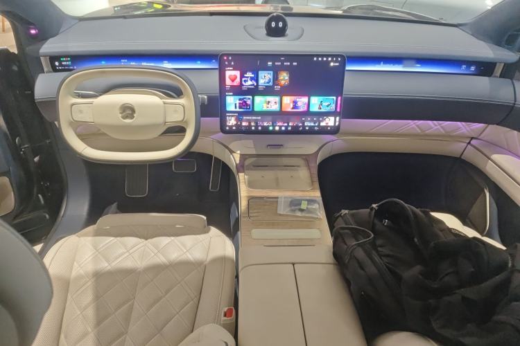 Used Nio ET9 2025 100kWh Signature Edition
