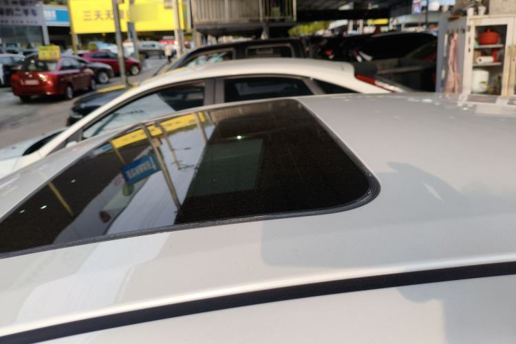 Used Nissan Sylphy 2023 1.6L CVT Enjoyment Edition Roof