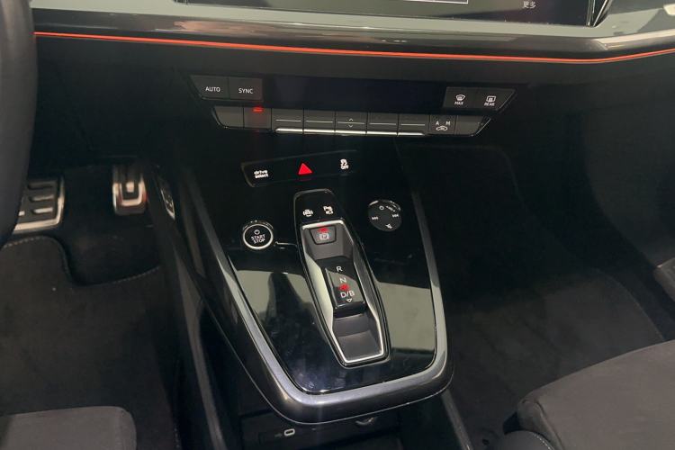 Used Audi Q4 e-tron 2022 50 e-tron quattro Visionary Edition
