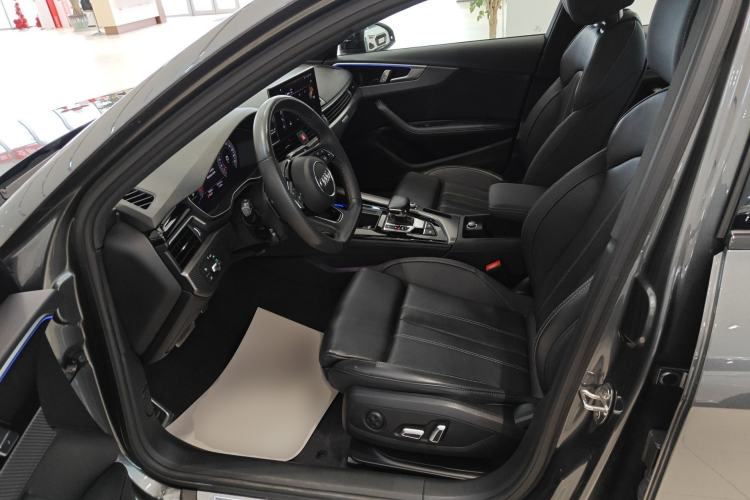 Used Audi A4L 2024 40 TFSI quattro RS Performance Package Left Front Seat