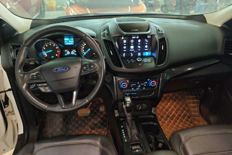 Used Ford Kuga 2019 EcoBoost 180 Two-Wheel-Drive Platinum Edition China VI Standard