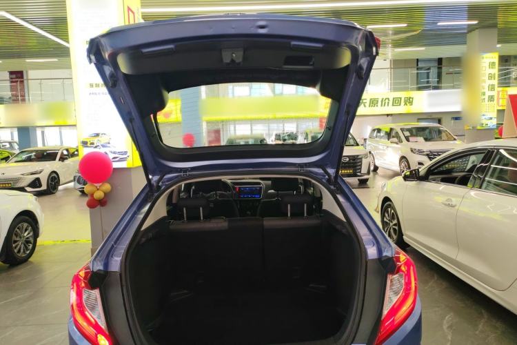 Used Honda Gienia 2017 1.5L CVT Classic Edition Trunk