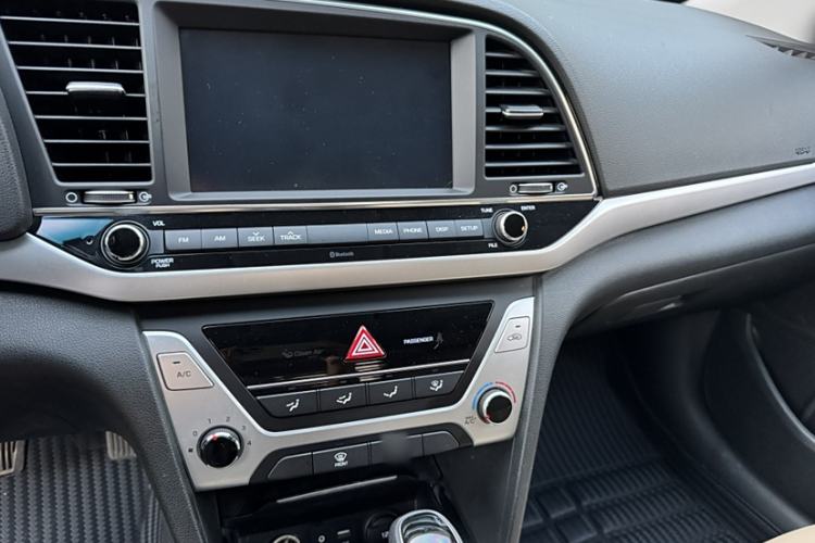 Used Hyundai Elantra (6th Generation / Lingdong) 2016 1.6L Automatic ZhiXuan – Elite Version
