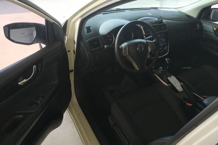 Used Nissan Tiida 2019 1.6L CVT Smart Drive Version China VI Standard Driver Seat