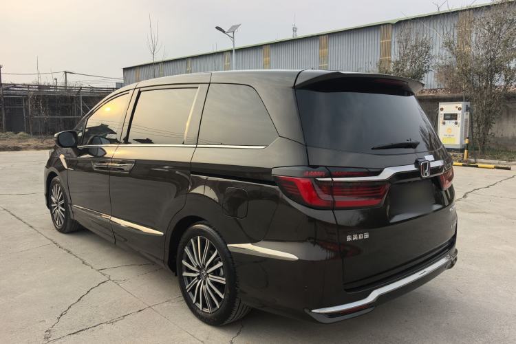 Used Honda Elysion 2024 2.0L eHEV Luxury Edition