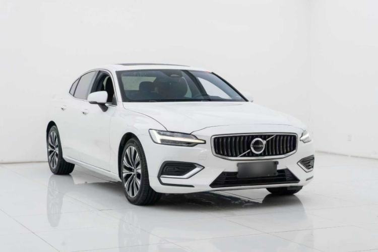 Used Volvo S60 2024 B4 Zhiyuan Luxury Edition