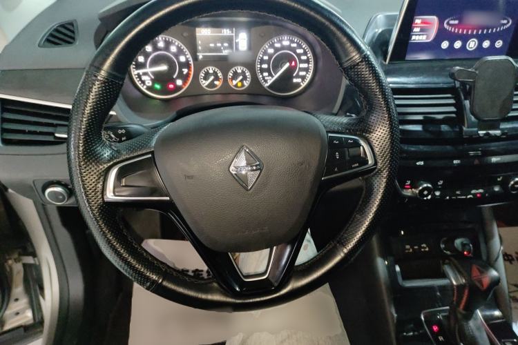 Used BORGWARD BX5 2020 20TGDI Automatic Two-Wheel Drive Pioneer Edition Steering Wheel