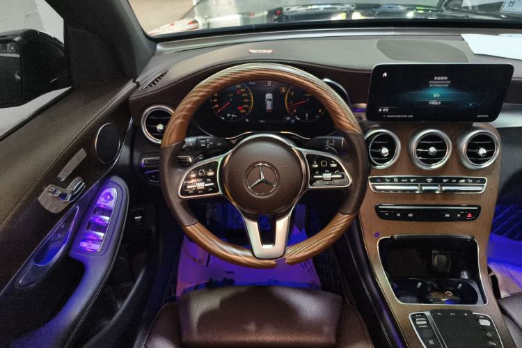 Used Mercedes-Benz GLC 2022 Refreshed GLC 300 L 4MATIC Dynamic Edition
