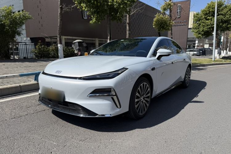 Used Geely Galaxy 8 2025 130km EM-i Flagship Edition