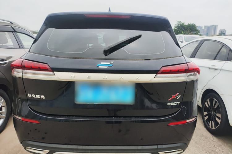 Used CHANGAN OSHAN X7 2021 1.5T Space Freedom Edition with Automatic Parking and Facial Recognition Rear