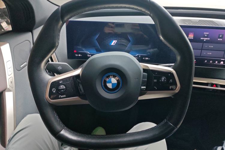 Used BMW iX 2023 xDrive40 Steering Wheel
