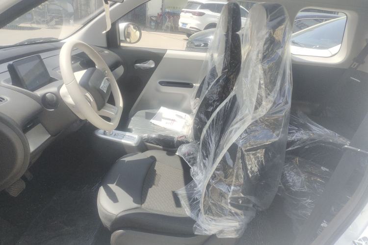 Used CHANGAN NEVO Lumin 2025 301km Honey Dew Edition Left Front Seat