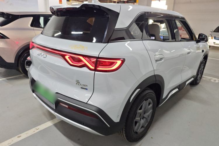 Used BYD Yuan UP 2025 Intelligent Driving Version 401 KM Dynamic Edition Rear Right 45 Deg