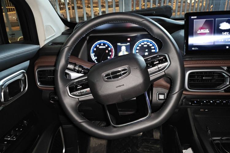 Used Geely Auto Haoyue 2022 1.8TD DCT Luxury 7-Seater Steering Wheel