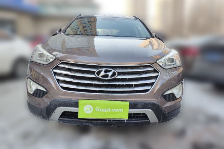 Used Hyundai Grand SantaFe 2013 3.0L 7-Seater Four-Wheel-Drive Comfort Edition Front