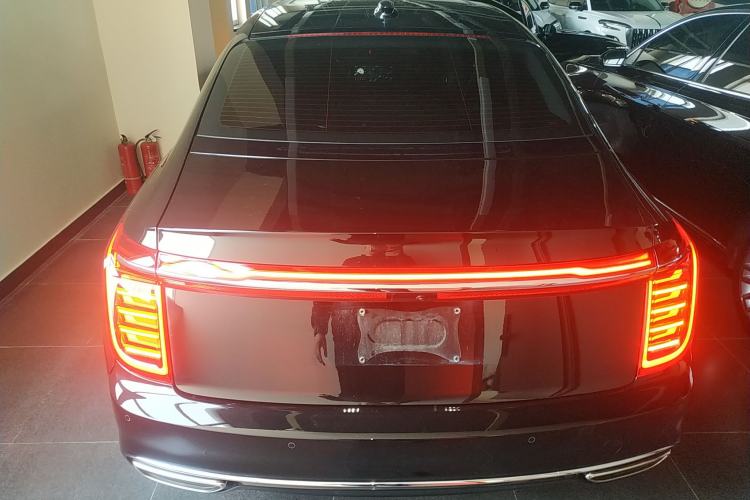 Used Hongqi H9 2022 2.0T Smart Connect Flagship Edition
