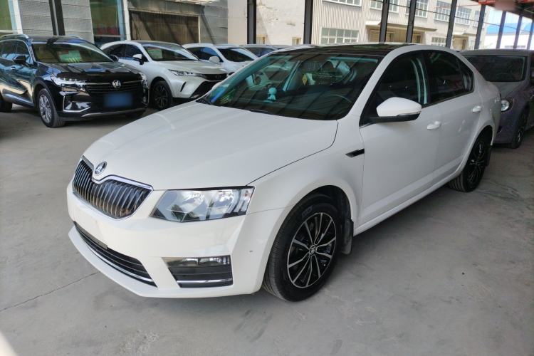 Used Skoda Octavia 2016 1.6L Automatic Smart Drive Edition